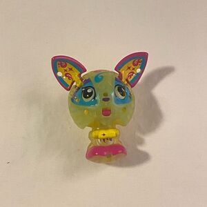 Zoobles Petagonia Roberta #87 Figure NWOT